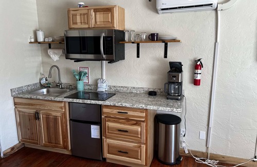West Colorado Springs Apartment | 1BD Mtn View Ste, Hiking, Dogs Welcome!