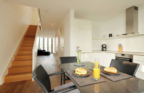 Ellenberg Apartment | 1st row on the water: vacation apartment "Seglerwohnung 9" in Kappeln.