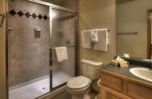 Four O'Clock Resort | 2/2 Grand Timber Lodge Resort/Spa, Hot Tub,-Ski/In/Out