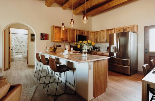 Taos House | 2 Amazing Home Together, Mountain Views, Easy to TSV