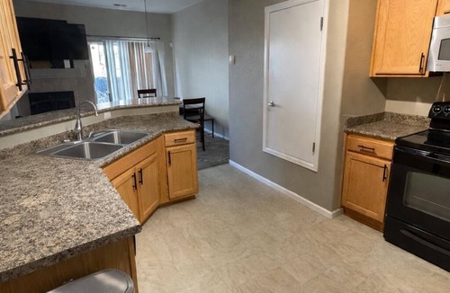 Commerce City House | 2-bedroom townhome near Denver Airport