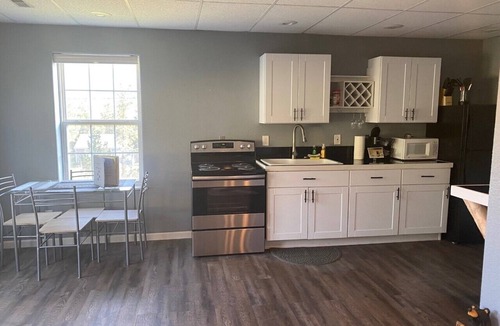 Grant House | 2 Bedroom w/Spa, Great Views in the Mountains!
