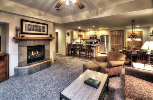 Four O'Clock Resort | 2 Grand Timbet Lodge Resort, Ski/In/out, Pool, Hot tub