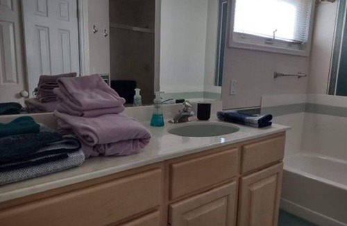 Colorado Springs House | 2 minutes away from down town Old Colorado Springs, stunning view of Pikes Peak