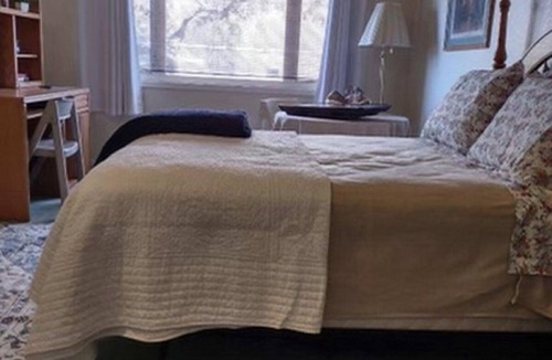 Colorado Springs House | 2 minutes away from down town Old Colorado Springs, stunning view of Pikes Peak