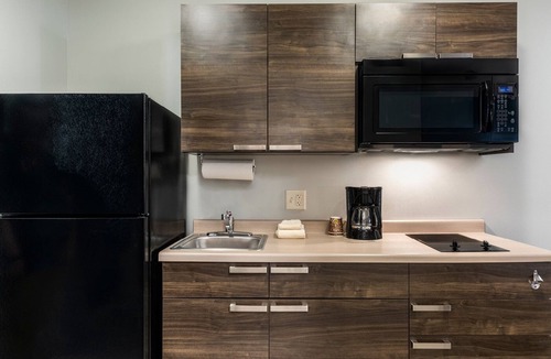 Moab House | 2 Modern Rooms w/Scenic Views Near Arches National Park!