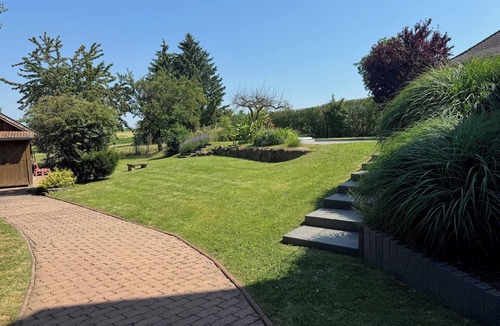 Boersch House | 2-storey house, quiet residential area on the wine route