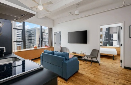Financial District Apartment | 2 Units | Elegant Apartment w/Kitchen Near Subway | Ideal NYC Explorer's Haven