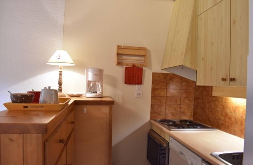 Meribel Apartment | 200m from shops, 1st floor, balcony, tv, 33m², Méribel