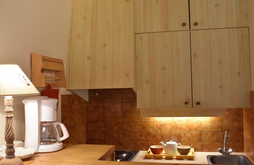 Meribel Apartment | 200m from shops, 1st floor, balcony, tv, 33m², Méribel