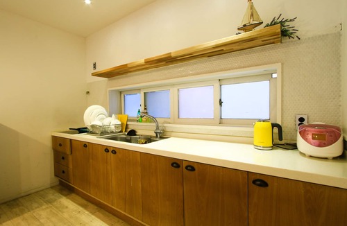 Busanjin Hotel | 25 Hours Hotel