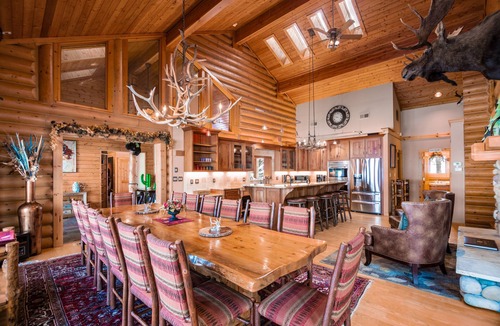 Alma House | 25 Minutes to Breck with Space, Privacy, Game Room