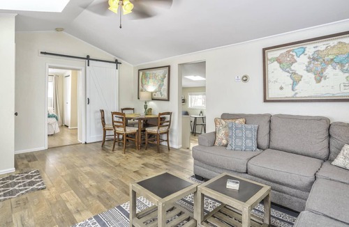 West Colorado Springs House | 2BD 1 Mile to Garden of the Gods Traveler's Home
