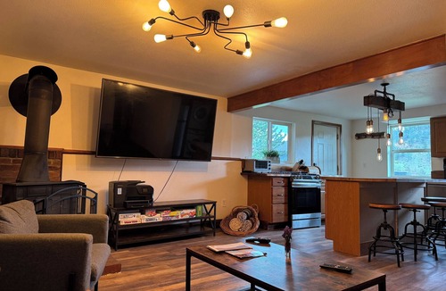 Kittredge Apartment | 2BR garden level apartment close to red rocks, hiking, skiing