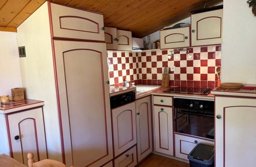 Demi-Quartier Apartment | 2nd floor, view mountain, swimming pool, terrace, parking, tv, ski locker, 24m², Combloux