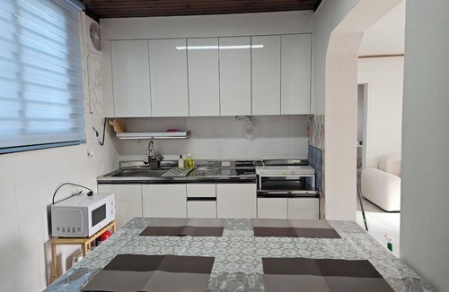Pyeongtaek House | 3룸(Q,Q,SS) TOV 안정리게이트옆, 2층 조용한 주택가, long-term
