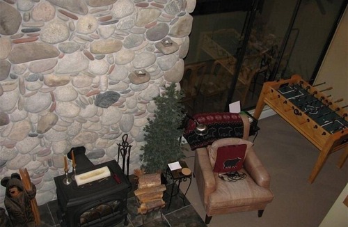 Copper Mountain Condo | 3 Bedroom Condo, Great Location for Ski Families to Super Bee Lift