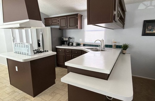 Bloomfield House | 3-bedroom house in enchanting Bloomfield with cool AC