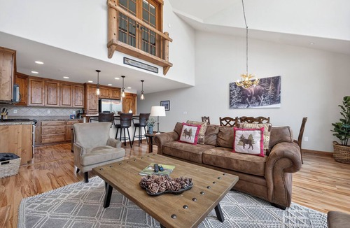 Fraser Condo | 3 bedroom, views from private deck, vaulted ceilings, spacious floor plan