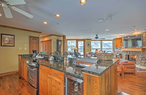 Vail Condo | 3 BR/3BA Platinum Vail/Lionshead Penthouse 4 min walk to Lionshead gondola!
