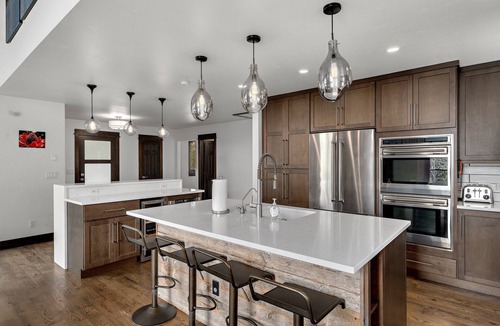 Steamboat Springs House | 3 Living Areas - 2 Kitchens - Deck with Serene Views