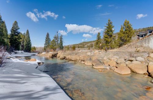 Keystone House | 3 Mi to Keystone Resort: Updated Condo w/Balcony!