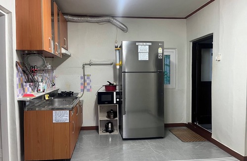 Pyeongtaek House | 3 minutes to OSAN AB & Songtan Stn - Cozy 2-bedrooms with Patio allowed Pet/BBQ