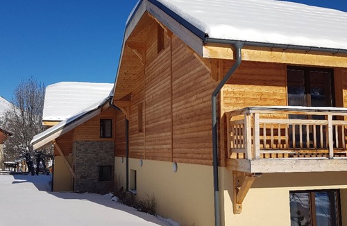 Valloire Apartment | 3-room apartment for 4/6 people with terrace, parking, WiFi