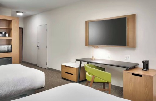 Union Square Hotel | 3 Serene Stays w/Free Breakfast & Pool Access | Near to Red Rocks & Attraction
