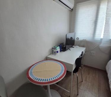 Hwayang-dong Apartment | 302 신규 건대역 도보2분 성수 어린이 대공원 잠실 압구정 청담 강남