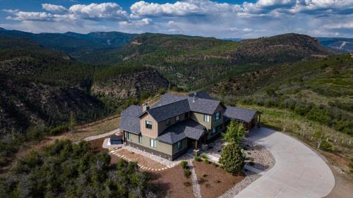 Durango House | 321 Castle Ridge Drive