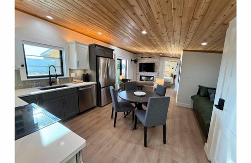 Woodland Park Condo | 338290 Luxe Loft of Woodland Park CO New Hot Tub Fireplace Balcony Views