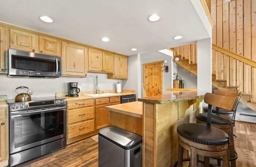 Warrior's Mark Condo | 3BDR Condo w/Loft - Heart of Breck; Walk to Town!