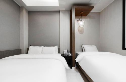 Anyang Hotel | 3S HOTEL 안양일번가점 - 1st FASHION