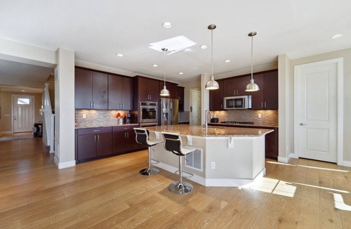 The Pinery House | 4,000 sqft. Pet-friendly ideal for families, consultants, relocation, insurance