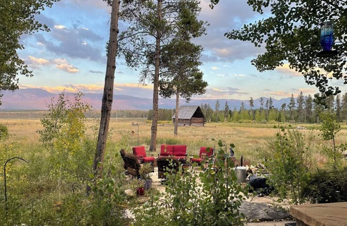 Granby Cabin | 4 Acre Luxury Log Cabin Minutes from Skiing, Fishing, Biking, Golf, and Boating