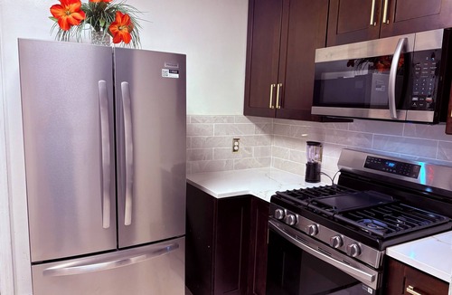 City Park West House | 4-bedroom City Park Getaway