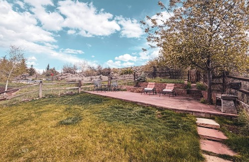 Edwards House | 4-bedroom house in lovely Edwards with firepit, hot-tub and fitness room