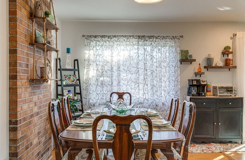 Lakewood House | 4 Mi to Hwy Access for Mtn Fun: Family Getaway!