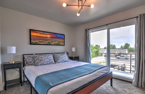 Grand Junction House | 4 Private townhomes, 8 bedrooms, sleeps 20!