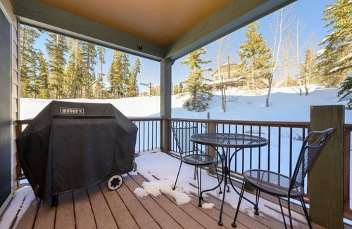 Rendezvous House | 40 Reunion Ct w/private hot tub