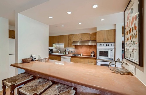 Vail Condo | 44 W Meadow Dr. Vail Village Condo- Pool, Hot Tub, Close to Lifts, Pet Friendly