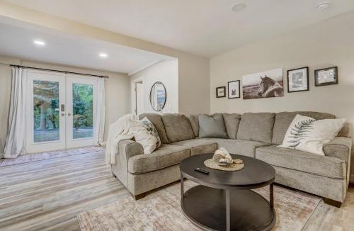 Cascade House | 4925 Pike Unit2