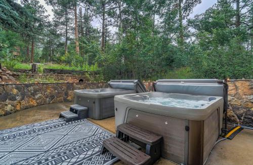 Cascade House | 4925 Pike