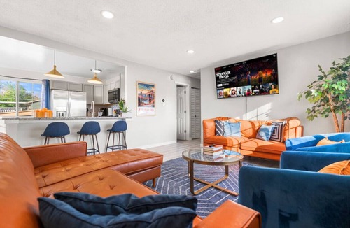 Dupont House | 4BD | Air Hockey, Foosball & Firepit | Near DT