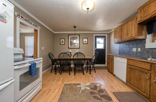 Leadville House | 4BR - Pet Friendly Near Cooper Mountain - 9 Guest