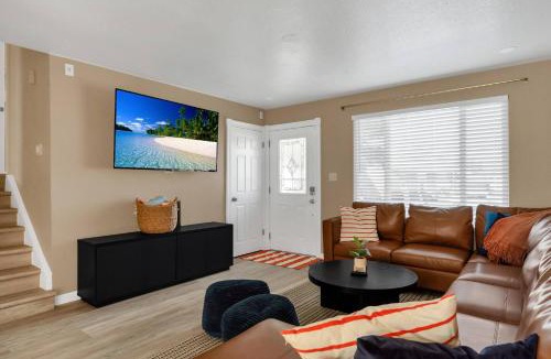 Thornton House | 5 Bed/Pickle360/Basketball/Movie