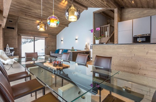 La Clusaz Ski Chalet | 5★ Chalet in La Clusaz, 12 people, south terrace, shuttle 100m