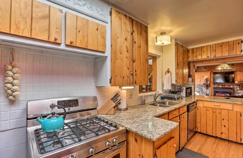 Morse Park House | 5 Mi to Dtwn Denver: Peaceful Lakewood Home!