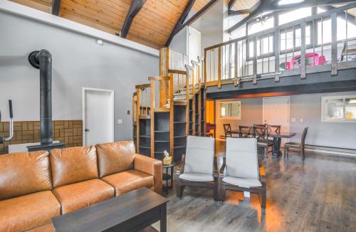 Evergreen Meadows House | 5 Mi to Dtwn Evergreen: Mtn-View Escape